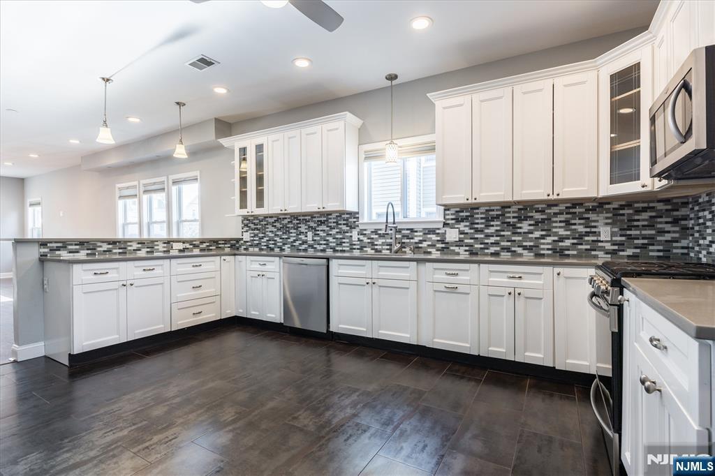 132 N Fullerton Avenue - Photo 3