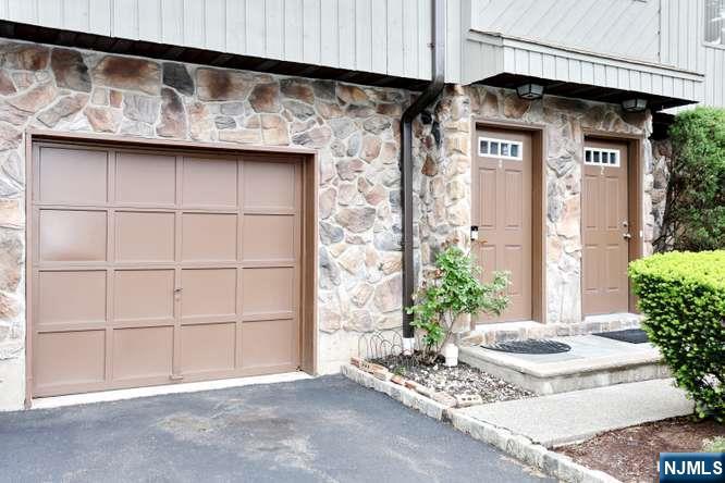 290 Hamilton Pl #4, Hackensack, NJ 07601