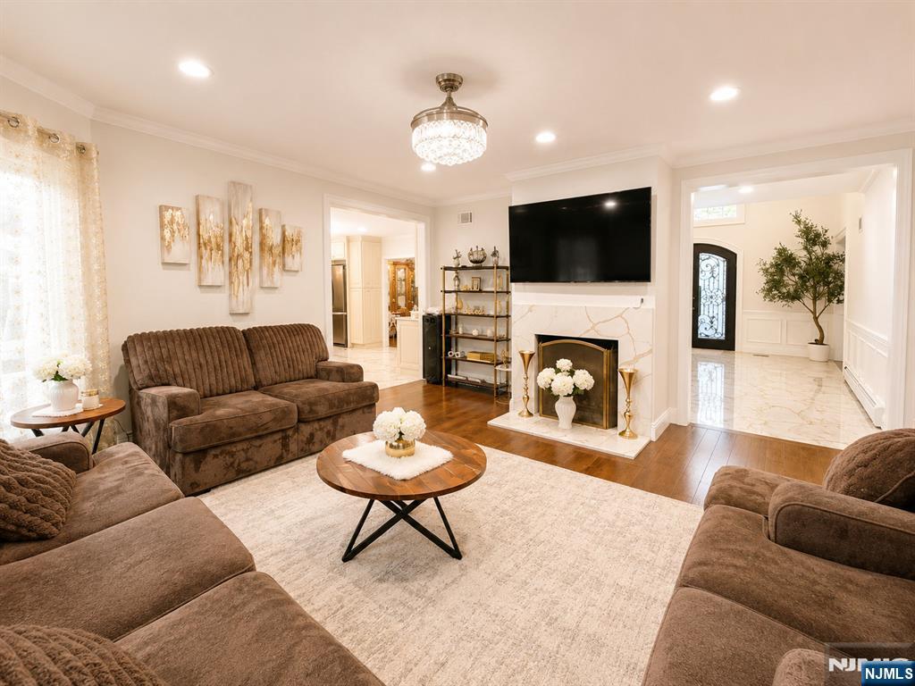 225 Saddle River Road, Saddle River, NJ 07458 Listing Photo  16