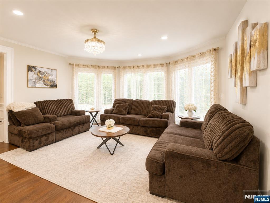 225 Saddle River Road, Saddle River, NJ 07458 Listing Photo  17