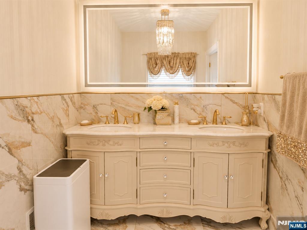 225 Saddle River Road, Saddle River, NJ 07458 Listing Photo  35