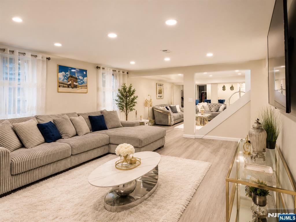 225 Saddle River Road, Saddle River, NJ 07458 Listing Photo  40