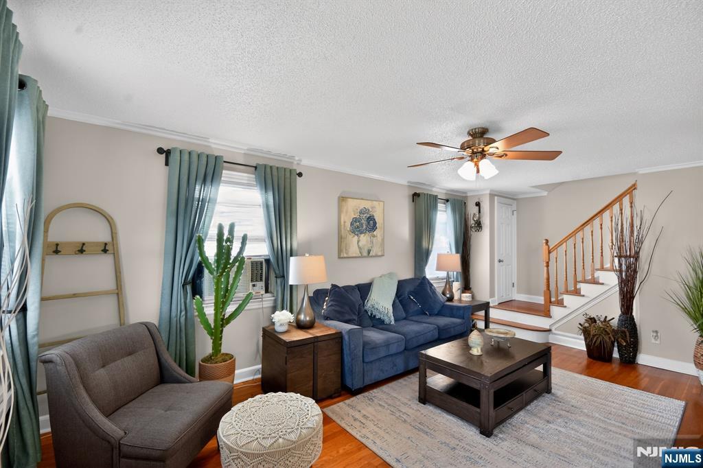 128 White Oak Terrace - Photo 3