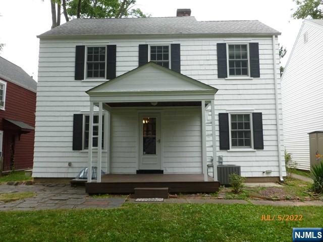 Homes for sale in Fair Lawn, NJ | 5 Aberdeen Pl, Fair Lawn, NJ 07410 | MLS# 26019523