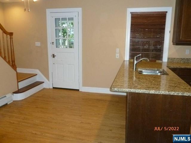 Homes for sale in Fair Lawn, NJ | 5 Aberdeen Pl, Fair Lawn, NJ 07410 | MLS# 26019523