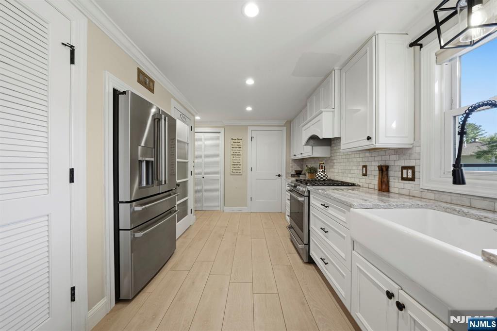 35 Stuart Street, Waldwick, NJ 07463 Listing Photo  12