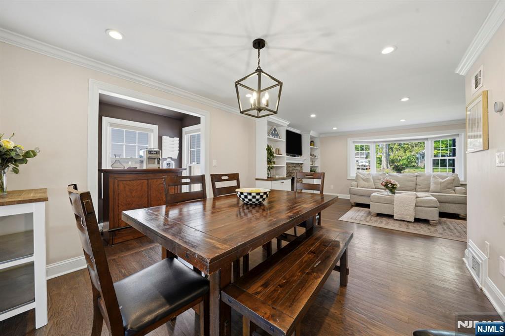 35 Stuart Street, Waldwick, NJ 07463 Listing Photo  8
