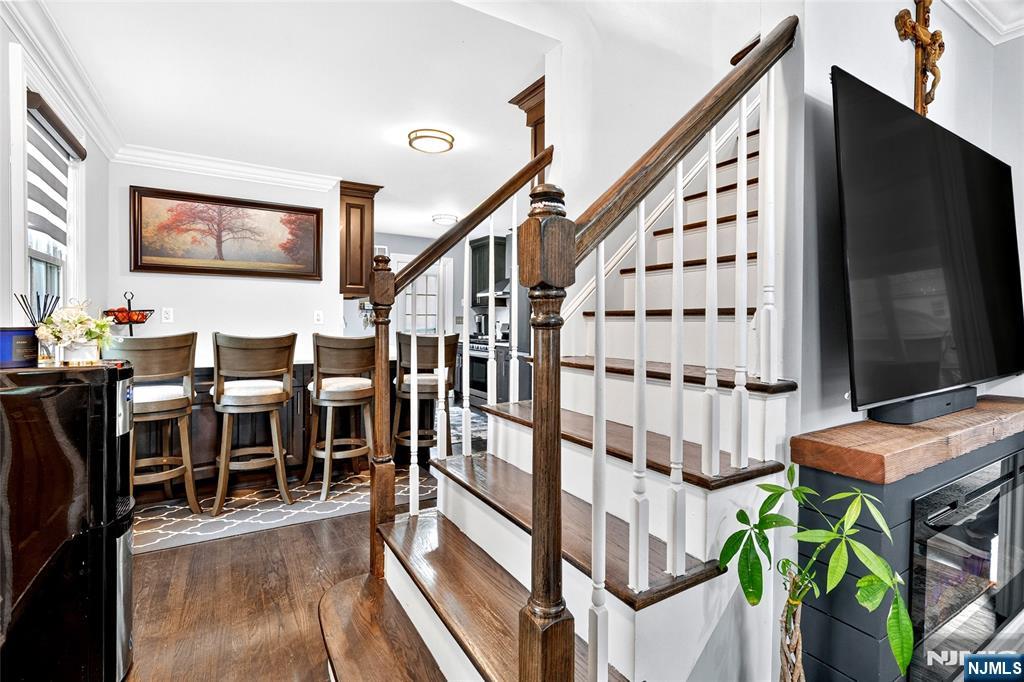 59 Colonial Pw, Dumont, NJ 07628