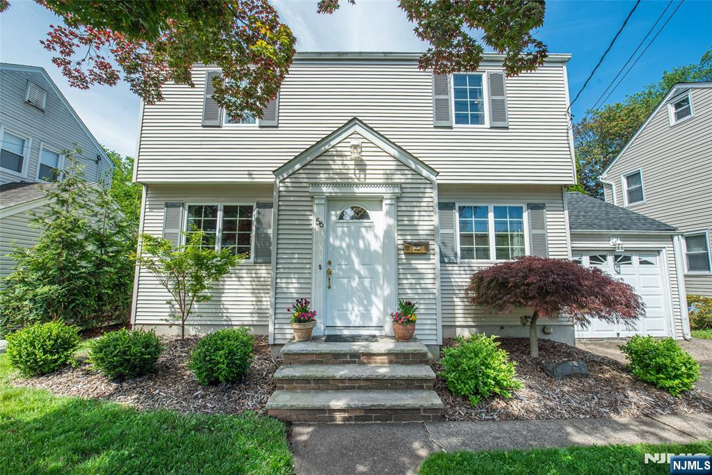 56 Lunn Avenue
