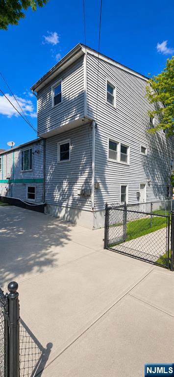 237-239 Smith Street - Photo 3