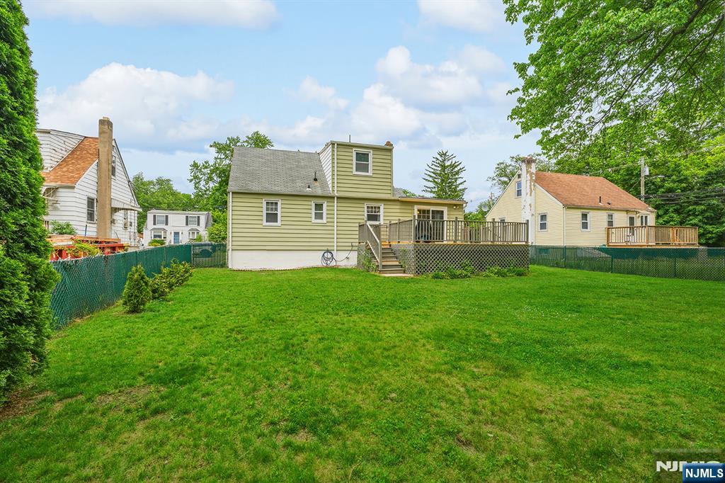 3 Roy Avenue