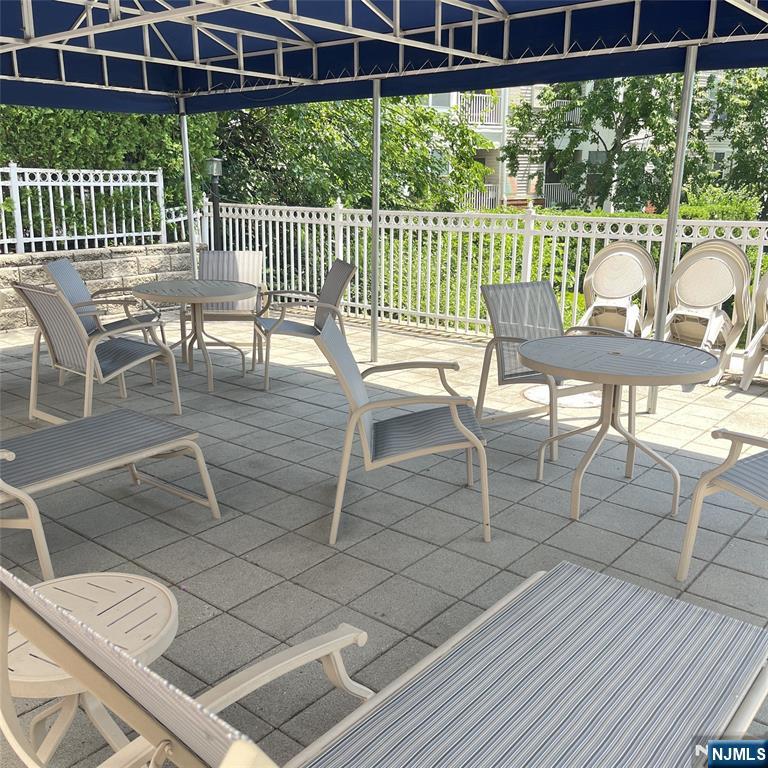 280 Prospect Ave #11 E, Hackensack, NJ 07601