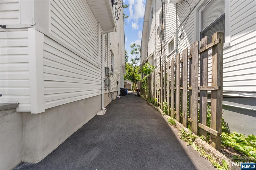 79 Delmar Place, Irvington, NJ 07111 Listing Photo  12