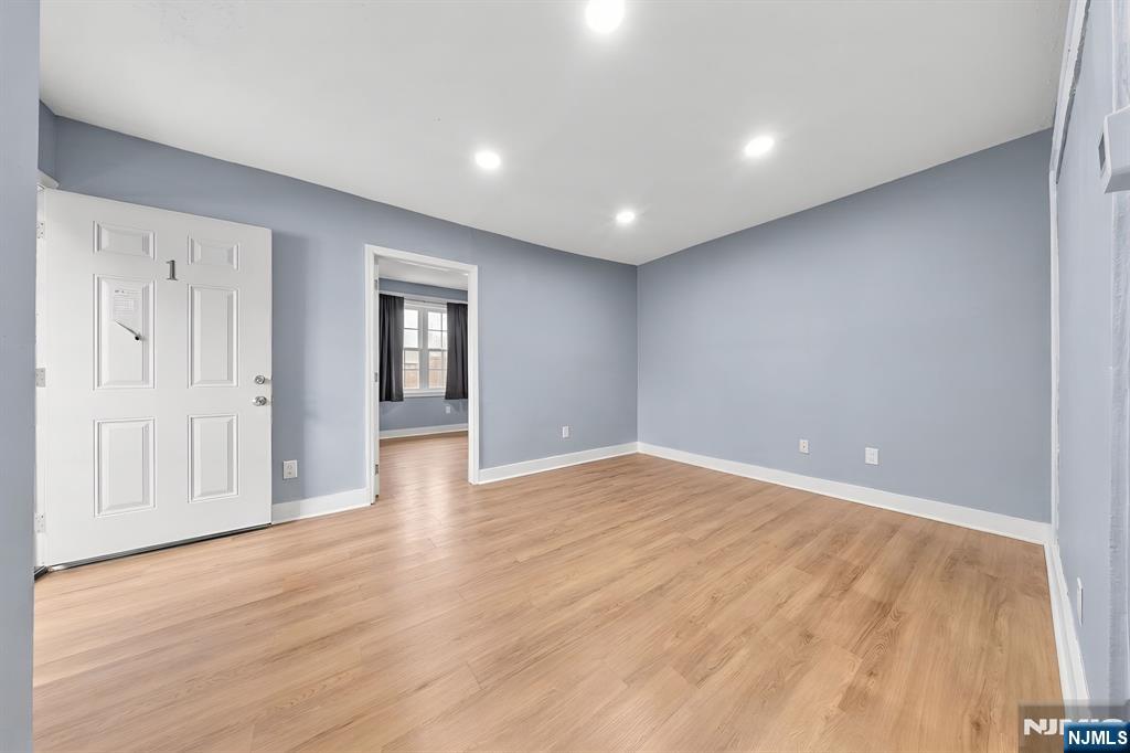 79 Delmar Place - Photo 3