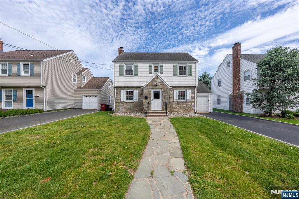 46 Oakley Terrace - Photo 1