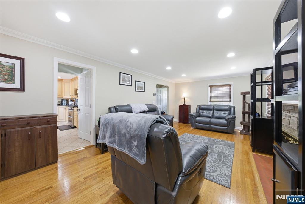 46 Oakley Terrace - Photo 4