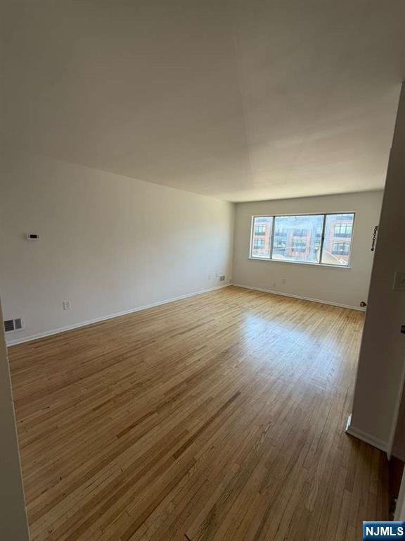 330 Taft Place - Photo 1