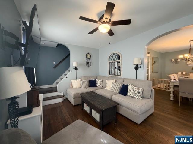 262 Windsor Road - Photo 2