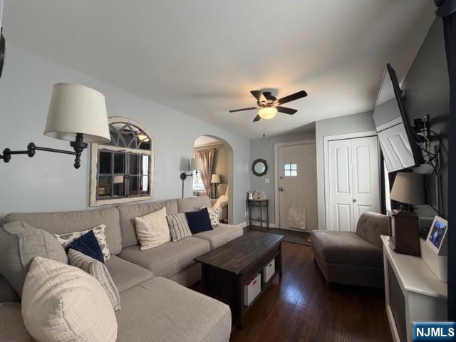 262 Windsor Road - Photo 4