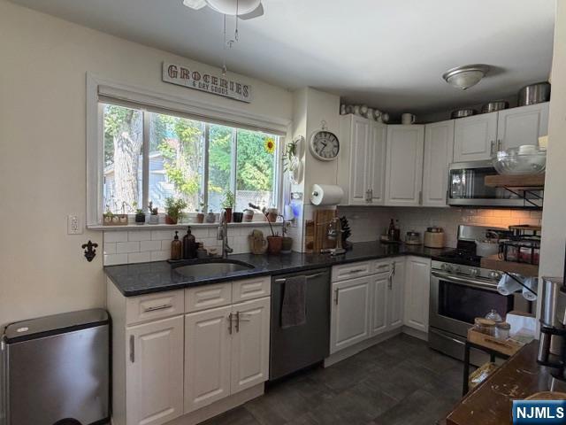 262 Windsor Road - Photo 5