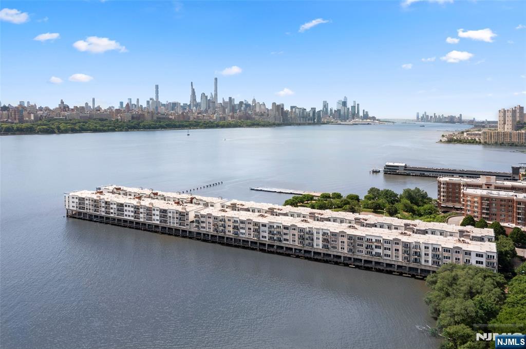 250 The Promenade - Photo 1