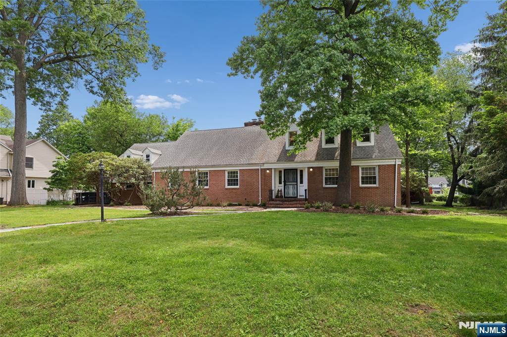 1271 Alicia Avenue - Photo 2