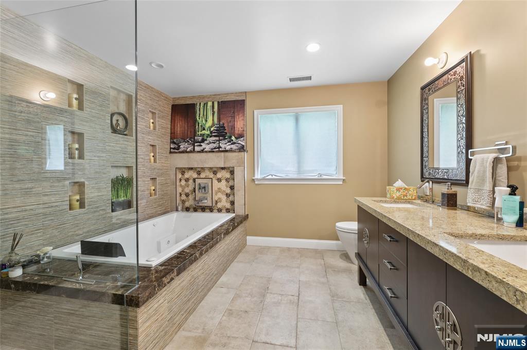 1271 Alicia Avenue, Teaneck, NJ 07666 Listing Photo  28