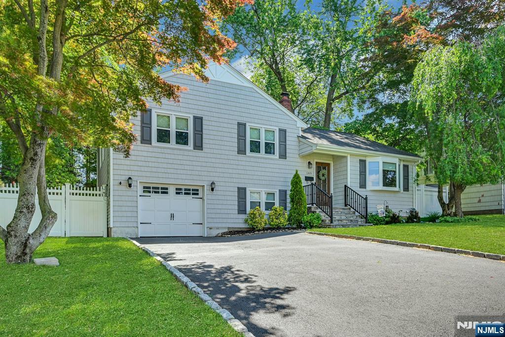 149 Linden Ave, Emerson, NJ 07630