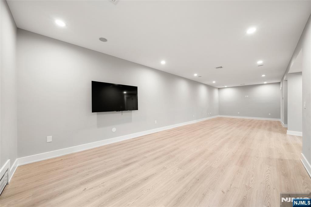 55 Cedar Street, Cresskill, NJ 07626 Listing Photo  32