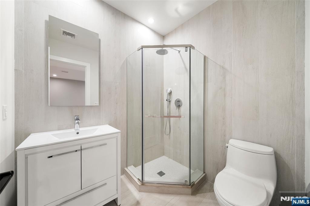 55 Cedar Street, Cresskill, NJ 07626 Listing Photo  34