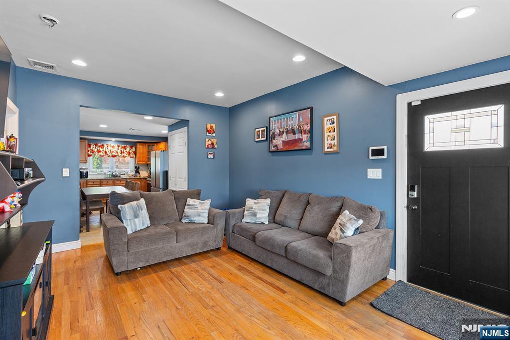 34 Avenue B - Photo 3