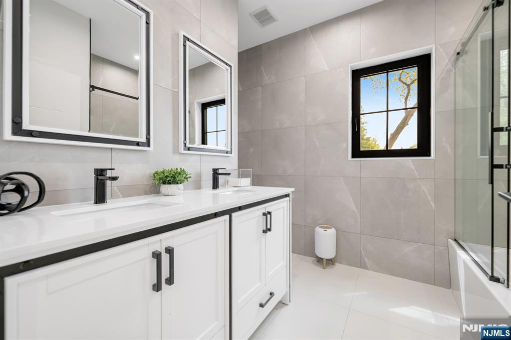 336 Lockwood Drive — photo 33