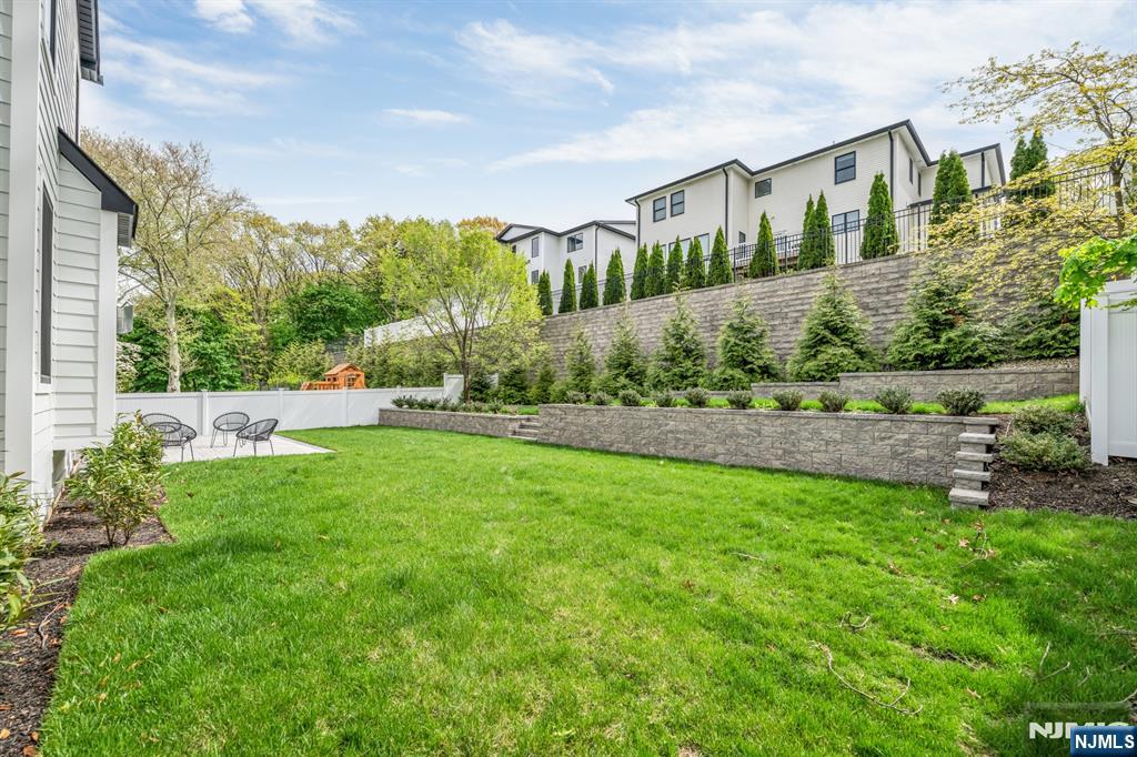 336 Lockwood Drive — photo 49