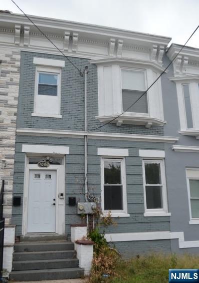 108 Peabody Place - Photo 1
