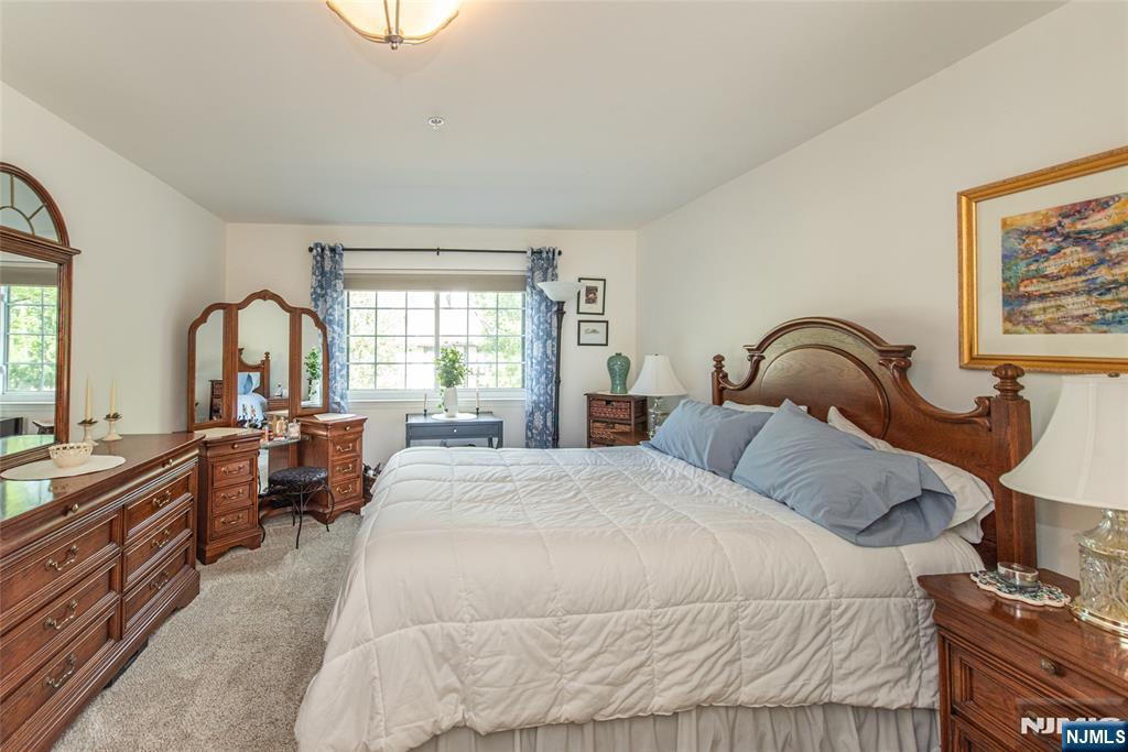 309 Mark Twain Way, Mahwah, NJ 07430 Listing Photo  12