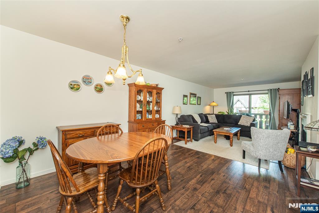 309 Mark Twain Way, Mahwah, NJ 07430 Listing Photo  9