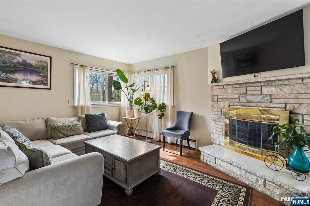 10 De Lazier Place - Photo 3