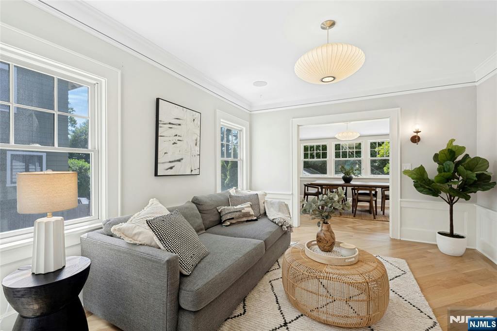 2 Columbus Avenue - Photo 4