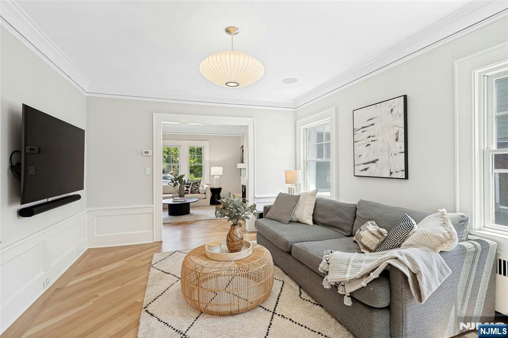 2 Columbus Avenue - Photo 5