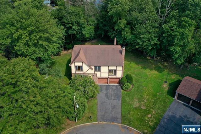 20 Michele Court - Photo 2