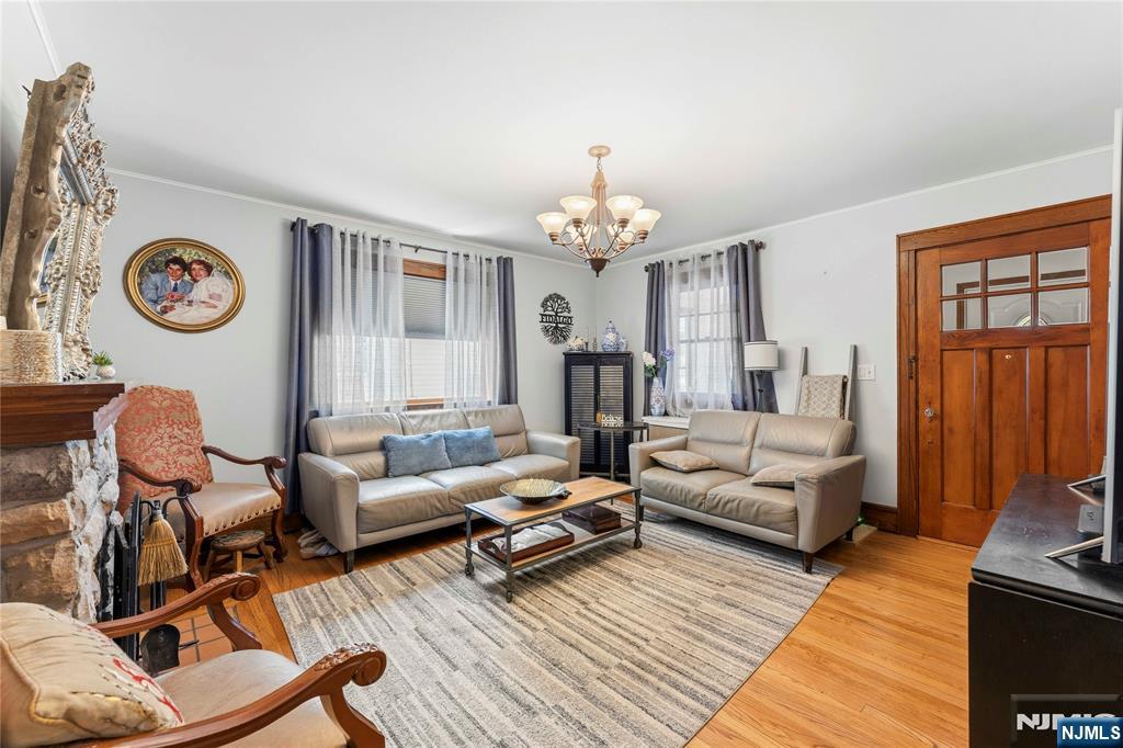 24 Robertson Road - Photo 4