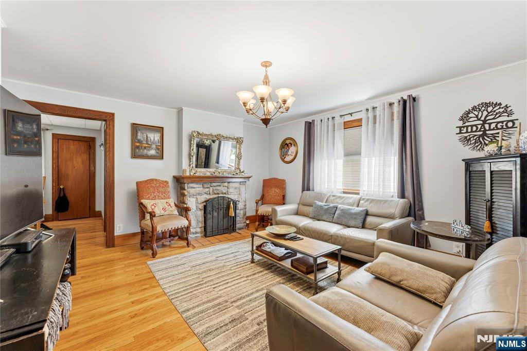24 Robertson Road - Photo 5