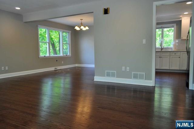 176 Yawpo Avenue - Photo 2