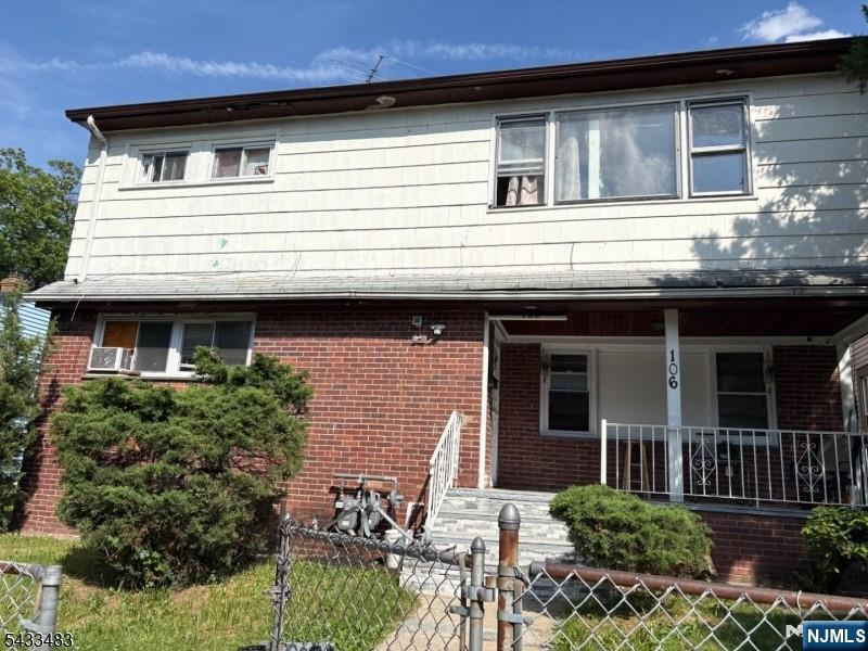 106-108 Smith Street - Photo 1
