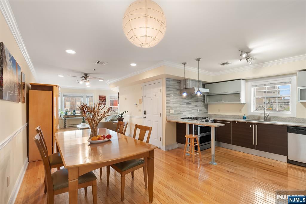 726 23rd Street 2