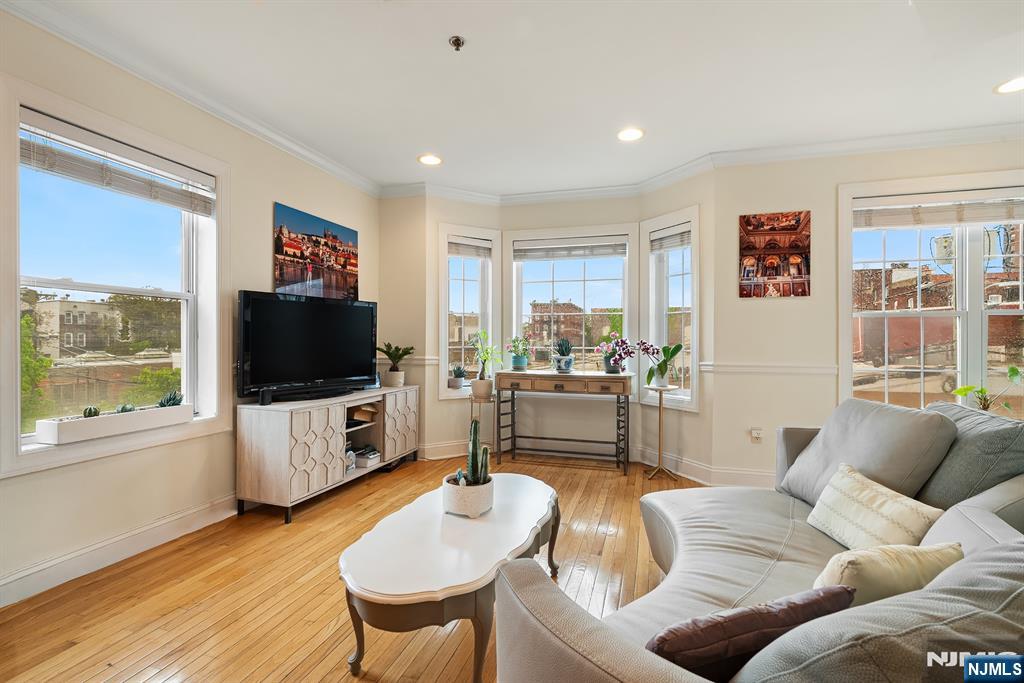 726 23rd Street 2 - Photo 5