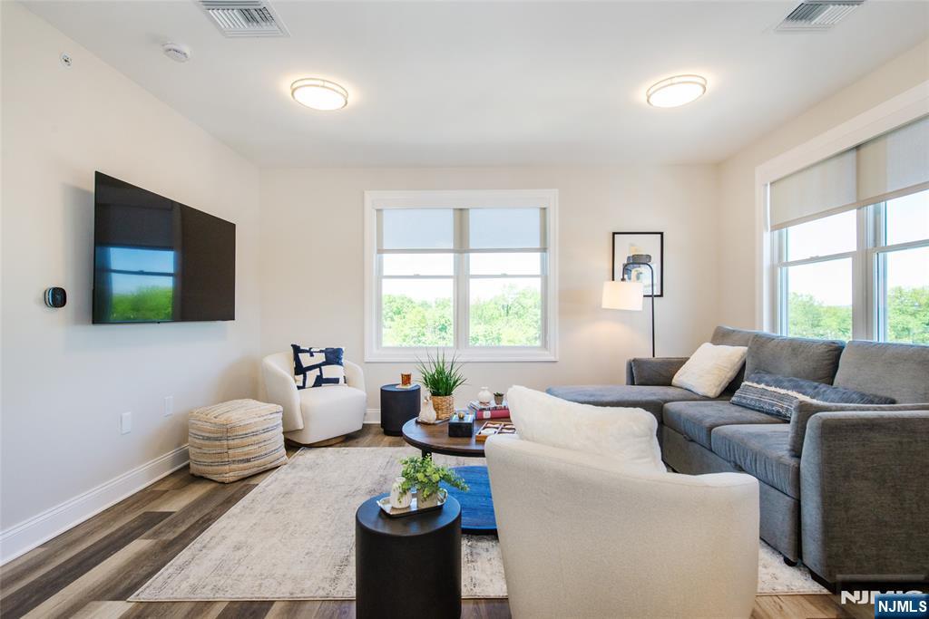 246 Main Street 405 - Photo 15