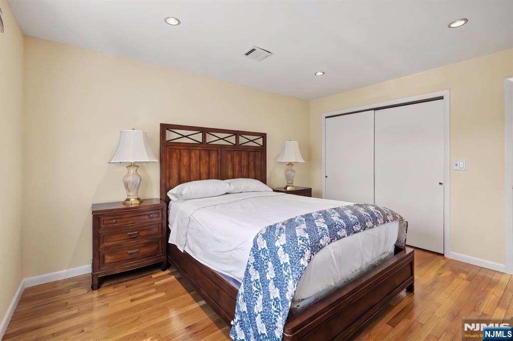 376 Kenwood #9 — photo 21