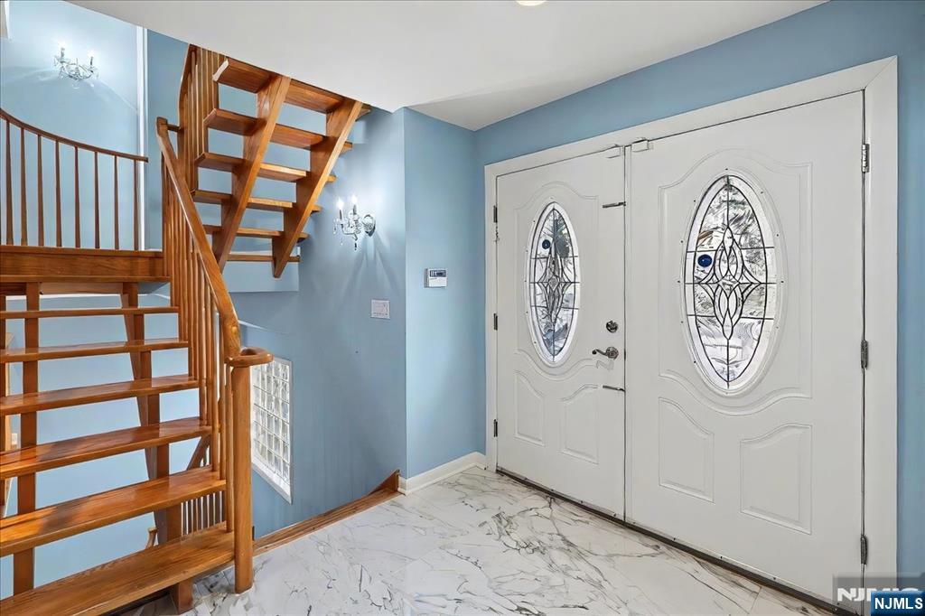 376 Kenwood 9 - Photo 4