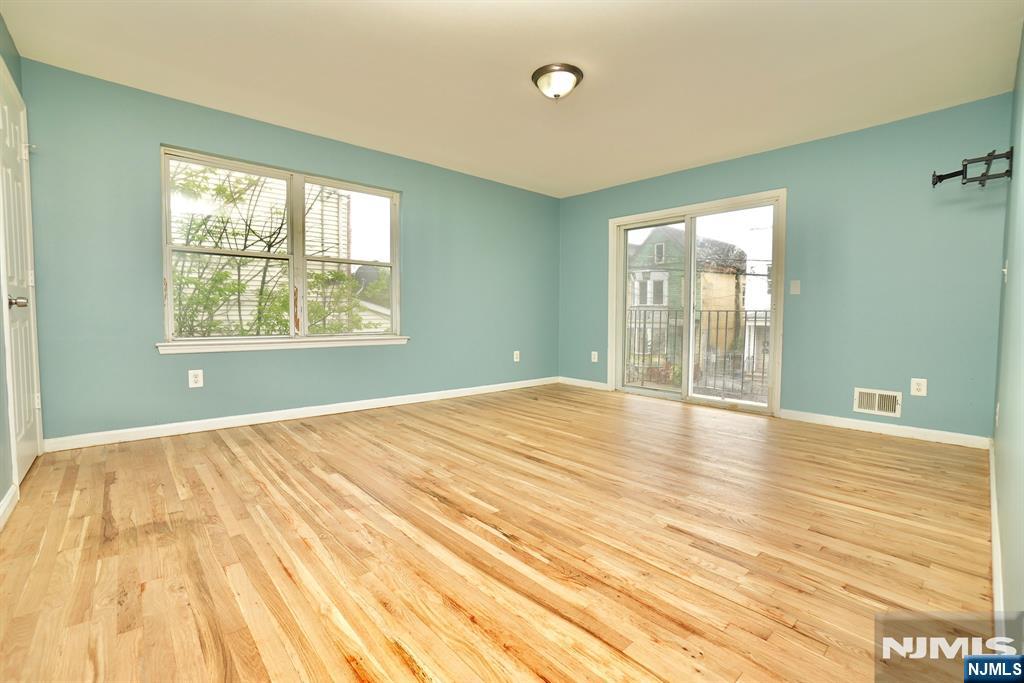 711 S 11th Street - Photo 5